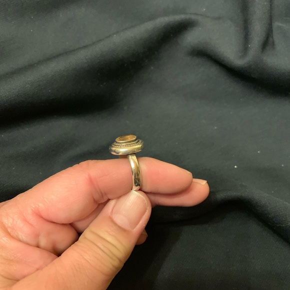 Ring - Picture 2 of 2